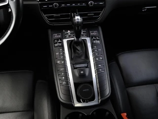 Porsche Macan 2.0 / 27
