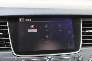 Opel Crossland X 1.2 Innovation  | Winterpack | Trekhaak | Navigatie | Keyless | Parkeersensoren voor + achter / 24