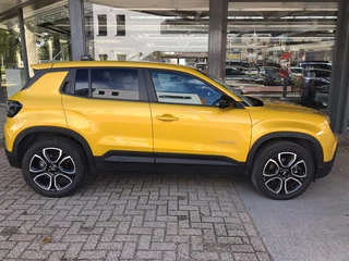 Jeep Avenger 1.2 e-Hybrid Summit Navi | Camera | Elec A klep. / 4