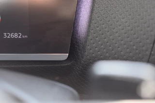 Citroën C4 130 EAT8 Shine  | Automaat | Navigatie | Airconditioning ECC | Camera achter |  Parkeersensoren voor en achter | Carplay & Android Auto | Isofix | Cruise Control | Advanced Comfortstoelen | Hydraulic Cushions | Zeer Compleet!!! / 23