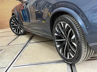Volvo XC90 2.0 T8 Plug-in hybrid AWD Plus Dark | 7p. | MY2026 | Premium Pakket | Lagom pakket | Pano | Luchtvering | B&W |Trekhaak / 45