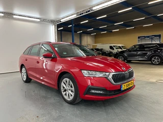 Skoda Octavia combi 1.0tsi mhev e-tec business edition 81kW dsg-7 aut / 2