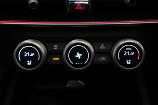 Škoda Superb Combi 1.5 TSI PHEV Sportline Business  Climate control Panoramadak Leder Elek. Stoelen Stoel Ventilatie/Verwarming 24 Maanden garantie* (Vraag naar de voorwaarden) / 15