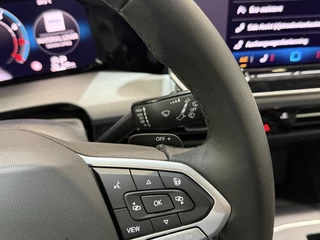 Volkswagen Golf Variant 1.5 eTSI 150pk DSG Style Pano dak / 36