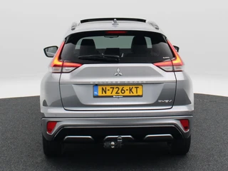 Mitsubishi Eclipse Cross 2.4 PHEV Prestige | Stoelverwarming | Camera | Panoramadak | Climatronic | Navigatie | CarPlay | 19 inch | 86.363 Km !! / 6