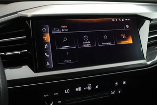 Audi Q4 Sportback e-tron 40 204pk S Edition 77 kWh SOH 91% Stoelverwarming Camera HUD Keyless ACC S-Line / 24