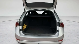 Škoda Octavia Combi 1.0 e-TSI Sport Business / 8