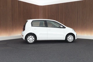 Volkswagen Up! 1.0 66pk Active Camera Cruise Stoelverwarming / 10