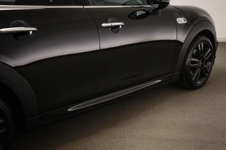 MINI 5-Deurs 2.0 Cooper S Chili Serious Business | PANORAMADAK | HEAD UP | LEDER | STOELVERWARMING | CLIMA / 25
