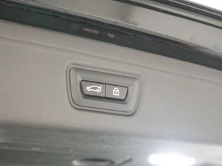 BMW 3 Serie Touring M340i xDrive Panoramadak | M-Stoelen | Harman Kardon | CoPilot / 50