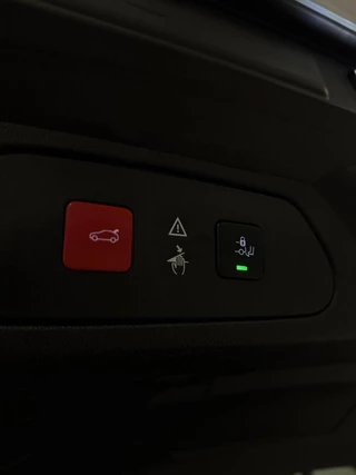 Opel Grandland X 1.6 Turbo Hybrid Camera Elegance Carplay / 28