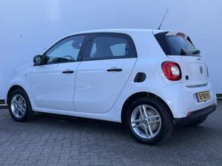 smart Forfour EQ Soh 96% 1Eig Clima Cruise toerenteller Essential 22kw-boordlader met fastcharge functie / 4