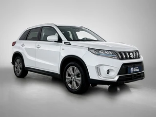 Suzuki VITARA 1.4 Boosterjet Comfort Smart Hybrid | Adaptive Cruise | Stoelverwarming | CarPlay | Camera | Trekhaak / 7