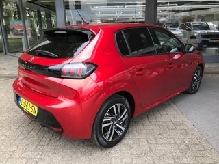 Peugeot 208 1.2 PureTech Allure Pack Navigatie | Camera / 2