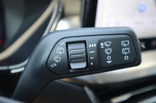 Ford Focus 125PK HYBRID TITANIUM FACELIFT! AD-CRUISE WINTERPACK BLIND-SPOT CLIMA P-SENSOREN KEYLESS ANDROID/APPLE / 26