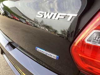 Suzuki SWIFT 1.2 Stijl Smart Hybrid Airco/ Clima Camera LM velgen Navi/ Carplay stoelverwarming Dode hoek herkening Adaptive crc / 13