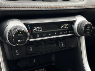 Toyota RAV4 2.5 Hybrid AWD ADVENTURE STOEL/STUURVERWARMING BLIND-SPOT AD-CRUISE 360-CAMERA APPLE/ANDROID / 23