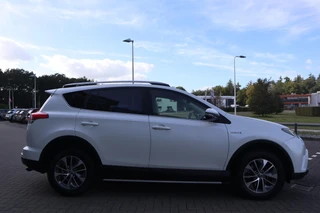 Toyota RAV4 2.5 HYBRID DYNAMIC / 10