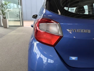 Hyundai i10 1.0 Premium  CAMERA/CARPLAY/NAVI/CRUISE/CLIMA/PDC / 48