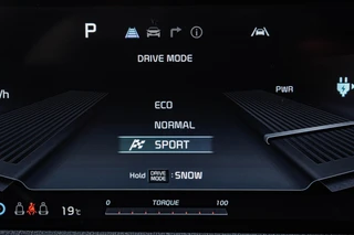 Kia EV6 Light 77.4 kWh | SOH 100% | Trekhaak | ACC | Camera | LED | Keyless | Navigatie | Apple Carplay/Android Auto | Dealeronderhouden | 19" / 31
