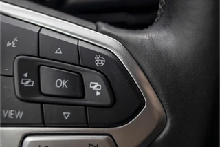 Volkswagen Golf 1.5 TSI Style  | Keyless | Trekhaak | Carplay / 36