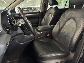 Toyota Highlander 2.5 AWD Hybrid Premium | Navigatie | JBL-Audio | Parkeersensoren | Achterklep Elektrisch | ( Vestiging - Nieuwegein ) / 9