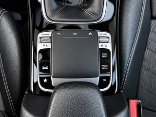 Mercedes-benz A-klasse Progressive | Camera | Navigatie | Half leder Sportstoelen / 24