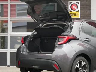Toyota Yaris 1.5 Hybrid Dynamic Dealer onderhouden| ACC / 25