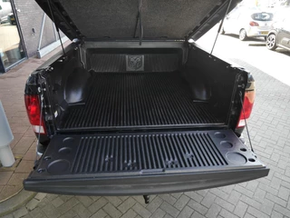 Dodge Ram 1500 5.7 V8 4x4 Crew Cab 5'7 Sport | Dubbele cabine | 3500KG Trekgewicht | Camera voor en achter | Sidesteps | Climate control | Trekhaak | Navigatie | Stoel en stuurverwarming / 11