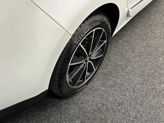Renault Scénic 1.5 dCi Bose TREKHAAK NAVI CRUISE ECC LM. / 15