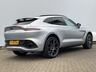 Aston Martin DBX 4.0 V8 360° Memory Stoelverw/koeling Sfeerverl Pano Lightning Silver / 71