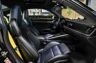 Porsche 911 3.8 Turbo S|PCCB|Matrix|Chrono|Schuifdak|Carbon / 25