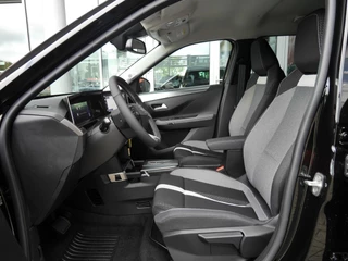 Opel Frontera 1.2 Turbo Hybrid GS 7p. | Van €36700,- voor €29950,- | Nieuwe auto | Automaat | Stoel & Stuurverwarming | Draadloze telefoonlader | Climate control | Cruise control | Led verlichting | 17 inch lichtmetalen velgen / 10