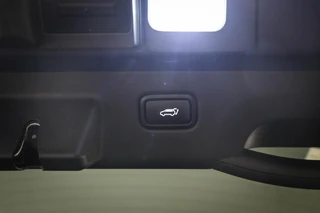 Kia EV6 Plus 77.4 kWh | SOH 99% | ACHTERBANKVERWARMING | DAB | APPLE | CAMERA | 19" / 17