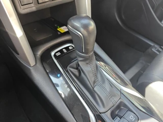 Toyota Corolla Cross 2.0 High Power Hybrid First Edition BLIND-SPOT EL-ACHTERKLEP LM-VELGEN KEYLESS PARK-SENSOREN STOELVERW DRAADLOOS-LADEN AD-CRUISE BLUETOOTH / 31