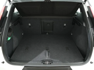 Volvo EX40 SINGLE MOTOR PLUS BLACK EDITION 70 KWH 100% SOH  | Trekhaak | Harman Kardon | Warmtepomp / 8