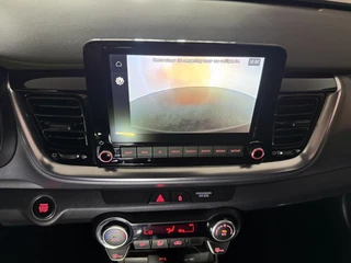 KIA Stonic 1.0 T-GDi MHEV 100pk DynamicPlusLine / 19
