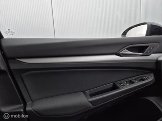 VOLKSWAGEN VARIANT 1.0 TSI/LED/CARPLAY/ADAPTIVE CRUISE/CLIMATE/KEYLESS / 38