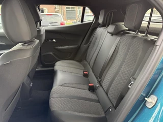 Peugeot 2008 1.2 Turbo 100 Allure | Parkeersensoren | Draadloos Apple Carplay/Android Auto | Privacy Glass | Bleu Obsession / 7