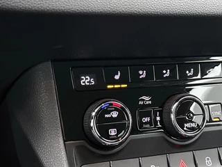 Skoda KAROQ 1.5 TSI ACT Business Edition Plus | Automaat | Adaptive cruise | Stoelverwarming | Camera | Parkeersensoren | BTW / 23