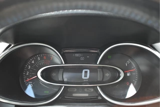 Renault Clio 0.9 TCe GT-Line 2x Pack Essentiel  | Keyless | DAB | Navi | Cruise Control | Airco | Sportstoelen | Full LED | LM-Velgen / 17