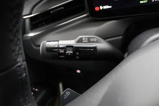 Kia EV9 GT-Line AWD 99.8 kWh - Prijs incl. inruilpremie - 7 zits - Panoramadak - 360 graden camera - Head-Up Display - Meridian Audio - Fabrieksgarantie tot 02-2033 / 22