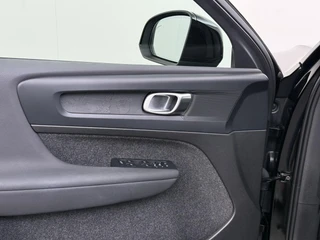 Volvo XC40 Recharge Plus SOH 92%| PILOT ASSIST ACC| ELEKTRISCHE ACHTERKLEP| DODE HOEK SENSOR |WARMTEPOMP| STOEL + STUURVERWARMING| ACHTERUITRIJCAMERA| RIJKLAAPRIJS INCL. 12 MND BOVAG GARANTIE| / 15