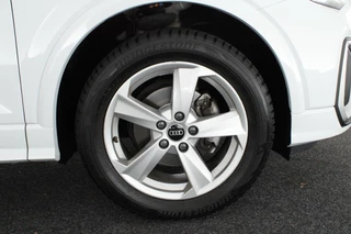 Audi Q2 35 TFSI 150pk S Edition Panoramadak Keyless Virtual Cockpit LED Koplampen S-Line / 47