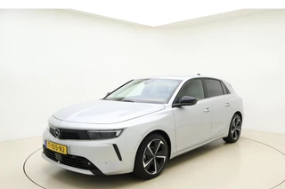 Opel Astra 1.2 Elegance 130 PK Automaat | Navigatie | Climate control | Keyless | Lichtmetalen velgen | Camera | Getint glas | Cruise control | Parkeersensoren | Demo |