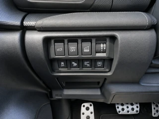 Subaru Forester 2.0i e-BOXER Luxury AUT  | dealer onderh. | leder interieur | trekhaak | adapt. cruise | carplay | memory seat / 28