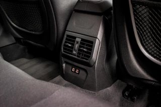 BMW 1-serie 116d F40 Executive Edition | 1e eigenaar | NL Auto | HiFi audio | DAB | LED | Apple Carplay | Rijstrooksensor | Cruise control | Climate control | Sportstuur | Active Guard Plus / 20