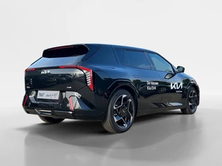 Kia EV4 Hatchback GT-PlusLine 81.4 kWh | Schuif/kanteldak | Lederen bekleding | 360 Graden camera | Head up display | Elektrische achterklep | Elektrische stoel verstelling met geheugen | Stoel verwarming + ventilatie voor | Dodehoek camera | Draadloze oplader / 6