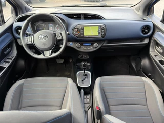 Toyota Yaris 1.5 Hybrid Bi-Tone Camera | Cruise control | NAP / 2