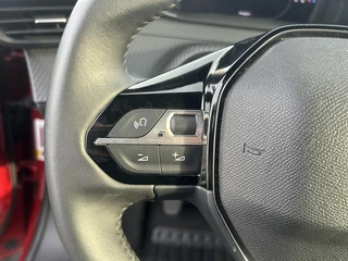Peugeot 2008 1.2 Turbo 100 PK Allure | Nieuwste Model | Navigatie via Telefoon | LED Verlichting | Cruise Control | Hoge Zitpositie | Parkeersensoren | DAB | Digitaal Dashboard | Half Lederen stoelen | Lichtmetalen Velgen 17 inch | / 33